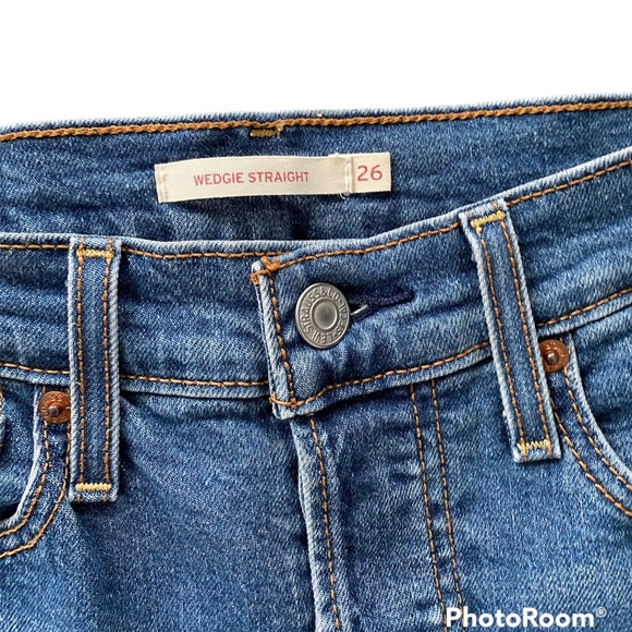 Levi’s Wedgie Straight Leg Hidden Button Fly Jeans Size 26 - Picture 3 of 7